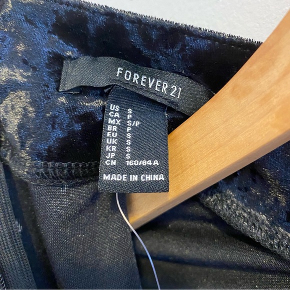 NWT Forever 21 Black Velvet Stud Detail High Neck Long Sleeve Bodycon Mini Dress - Picture 7 of 13